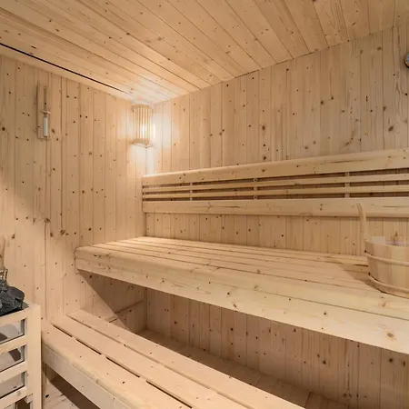 Urban D8 With Swimming Pool And Sauna *